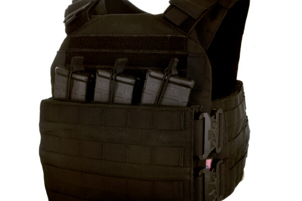 HighCom Armor Trooper LVPC Low Vis Plate Carrier Black close up of front view with mags