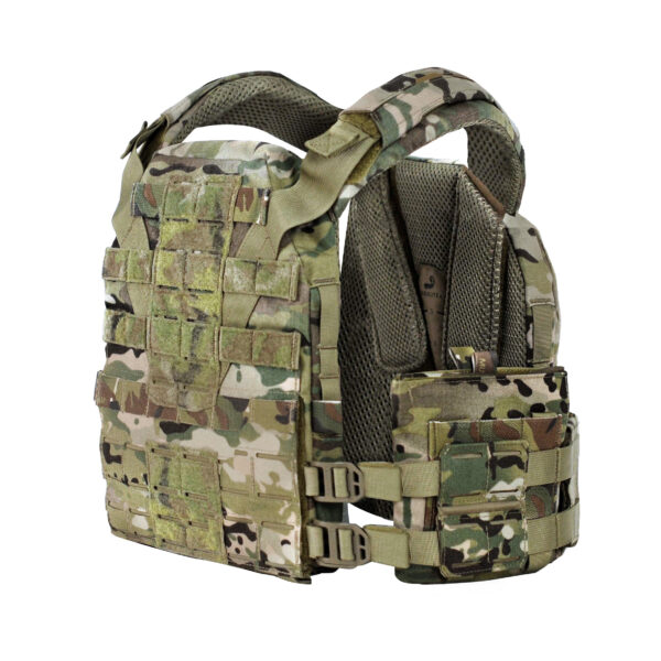 Agilite FLANK™ SIDE PLATE CARRIERS on carrier - Multicam